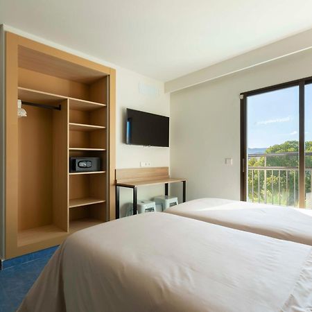 The Blue Apartments - Adults Only Sant Antoni de Portmany Esterno foto