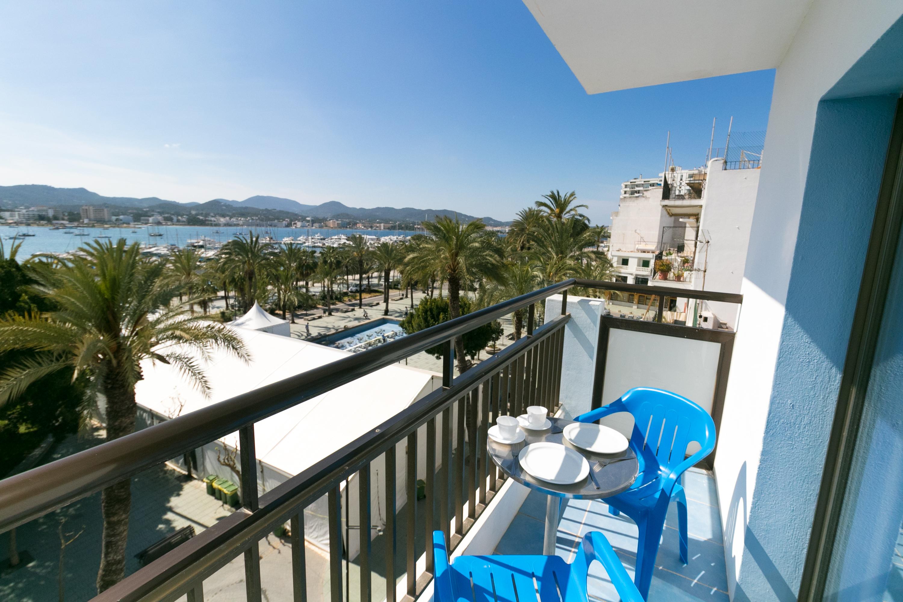 The Blue Apartments - Adults Only Sant Antoni de Portmany Esterno foto