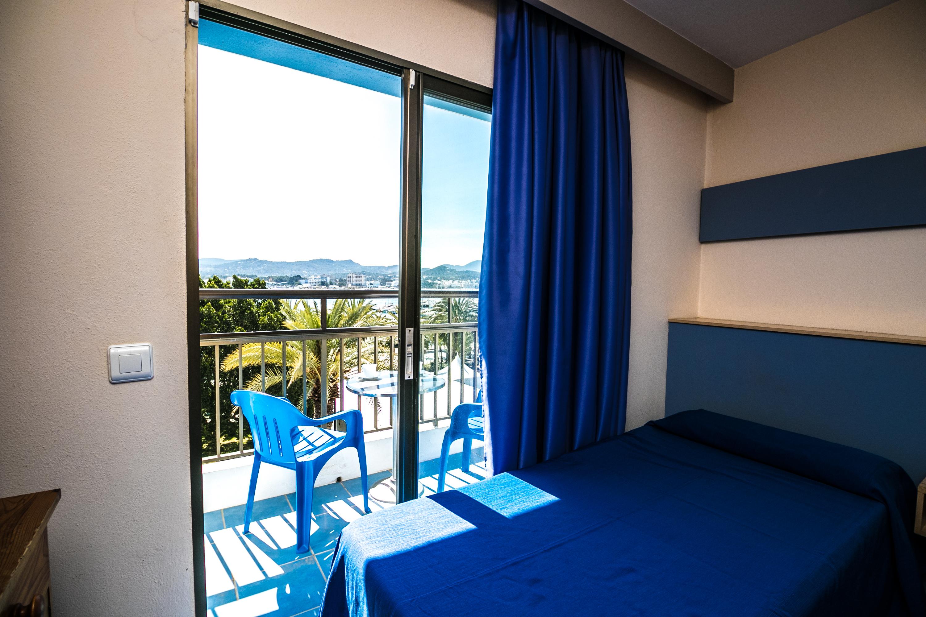 The Blue Apartments - Adults Only Sant Antoni de Portmany Esterno foto