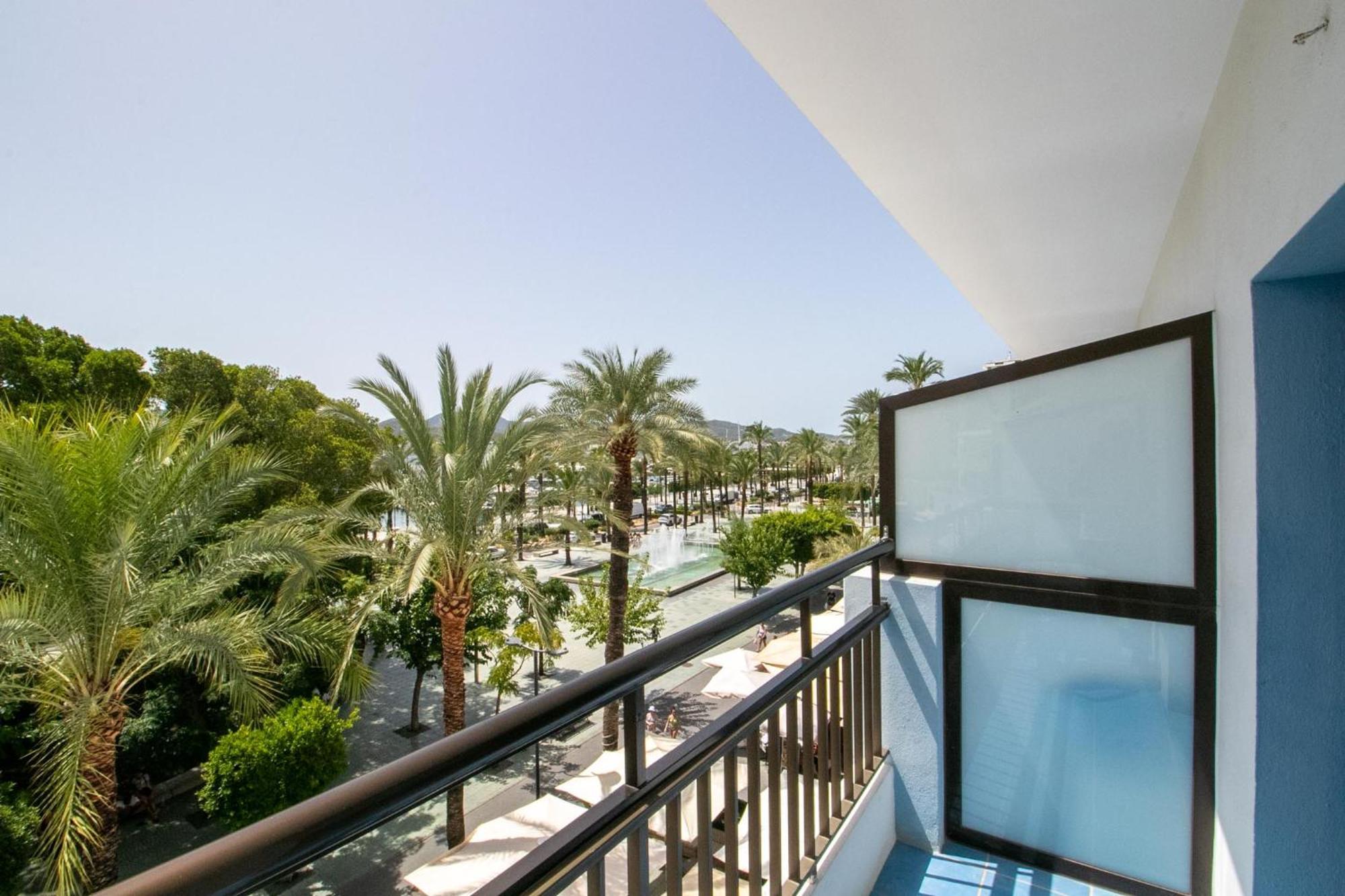 The Blue Apartments - Adults Only Sant Antoni de Portmany Esterno foto
