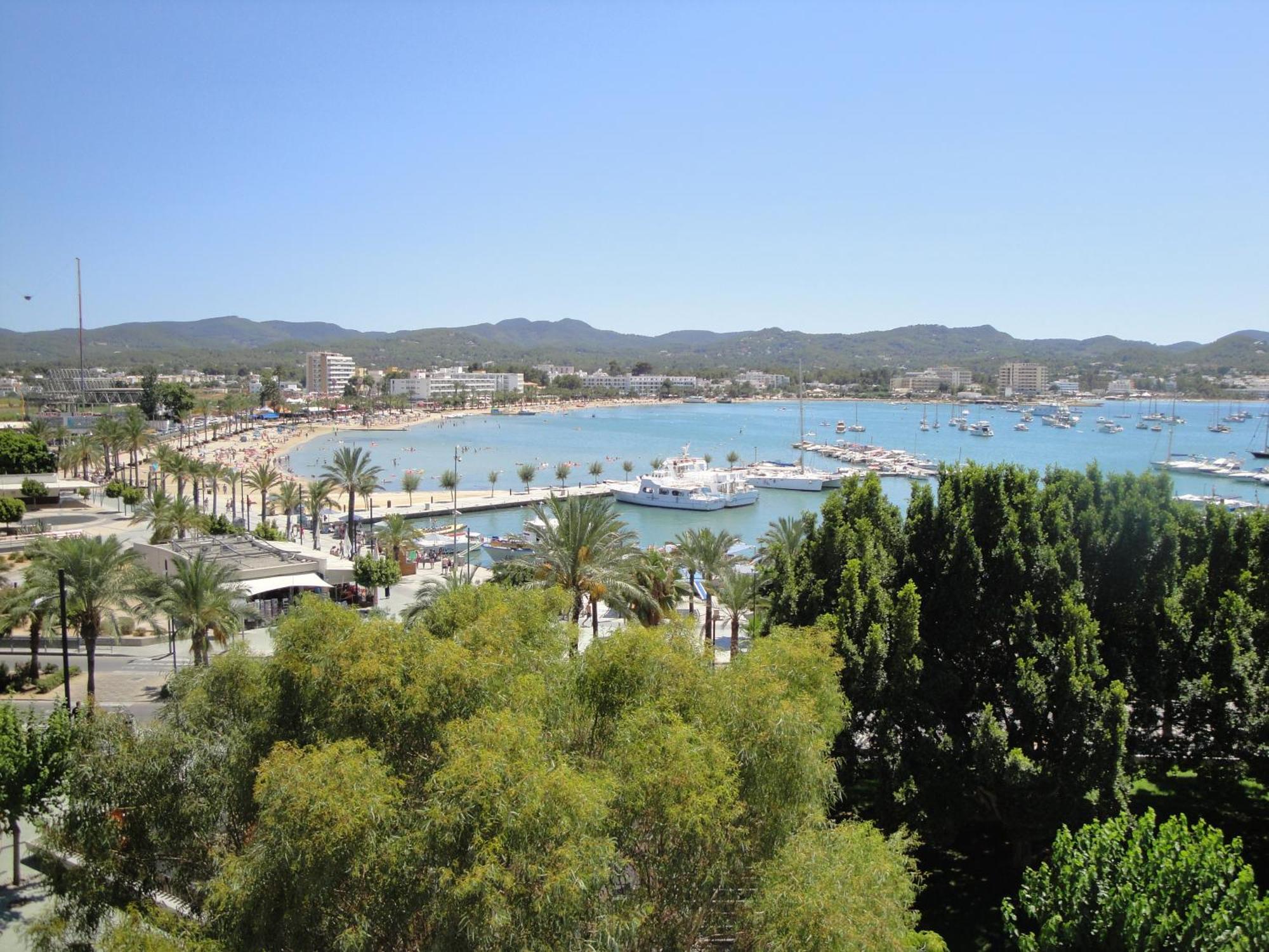 The Blue Apartments - Adults Only Sant Antoni de Portmany Esterno foto