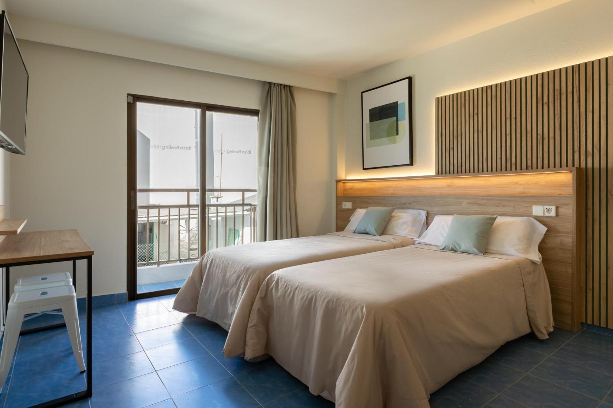 The Blue Apartments - Adults Only Sant Antoni de Portmany Esterno foto