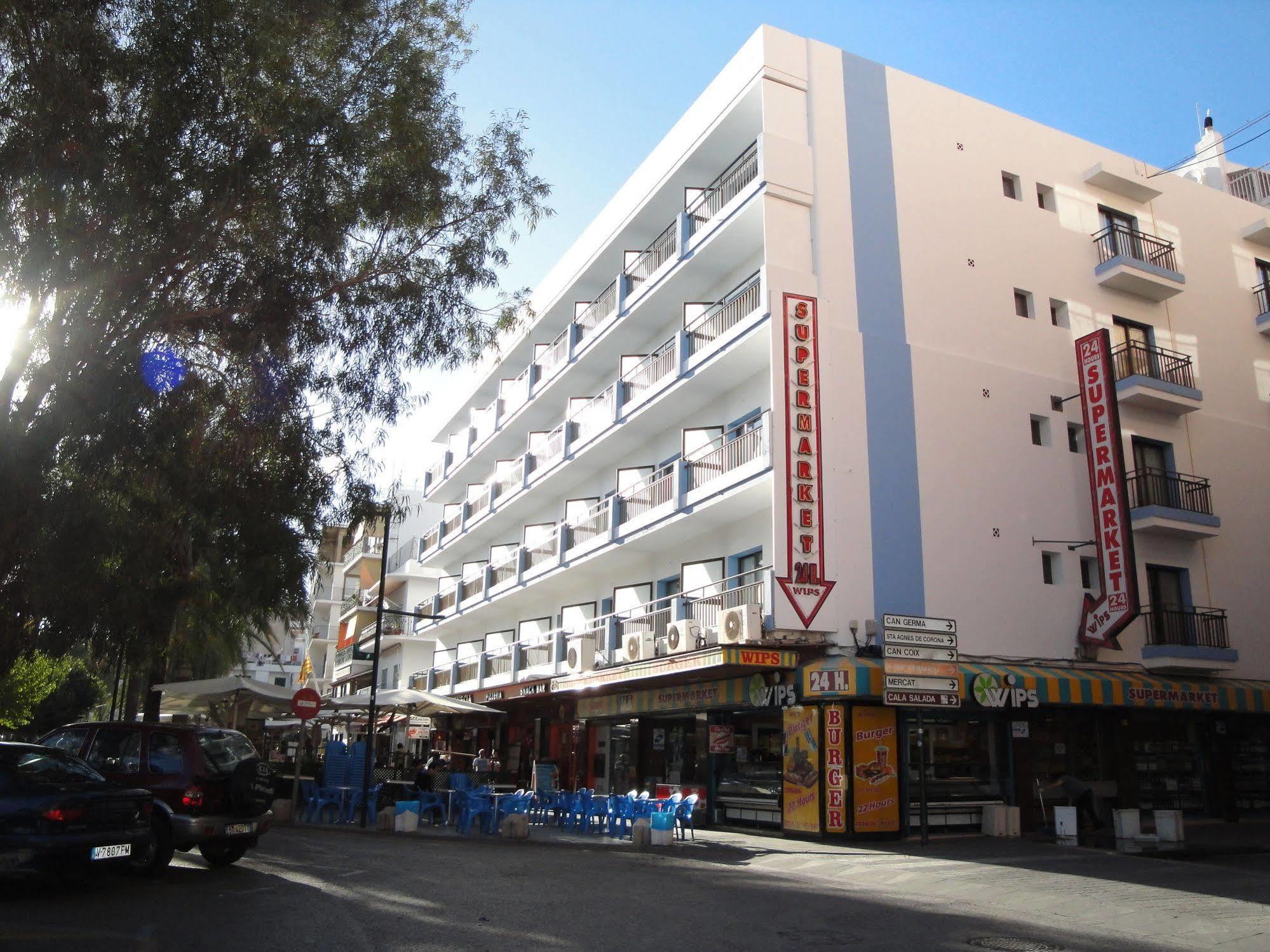The Blue Apartments - Adults Only Sant Antoni de Portmany Esterno foto