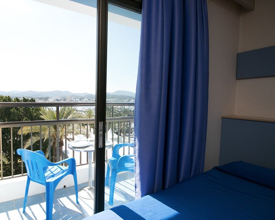 The Blue Apartments - Adults Only Sant Antoni de Portmany Esterno foto